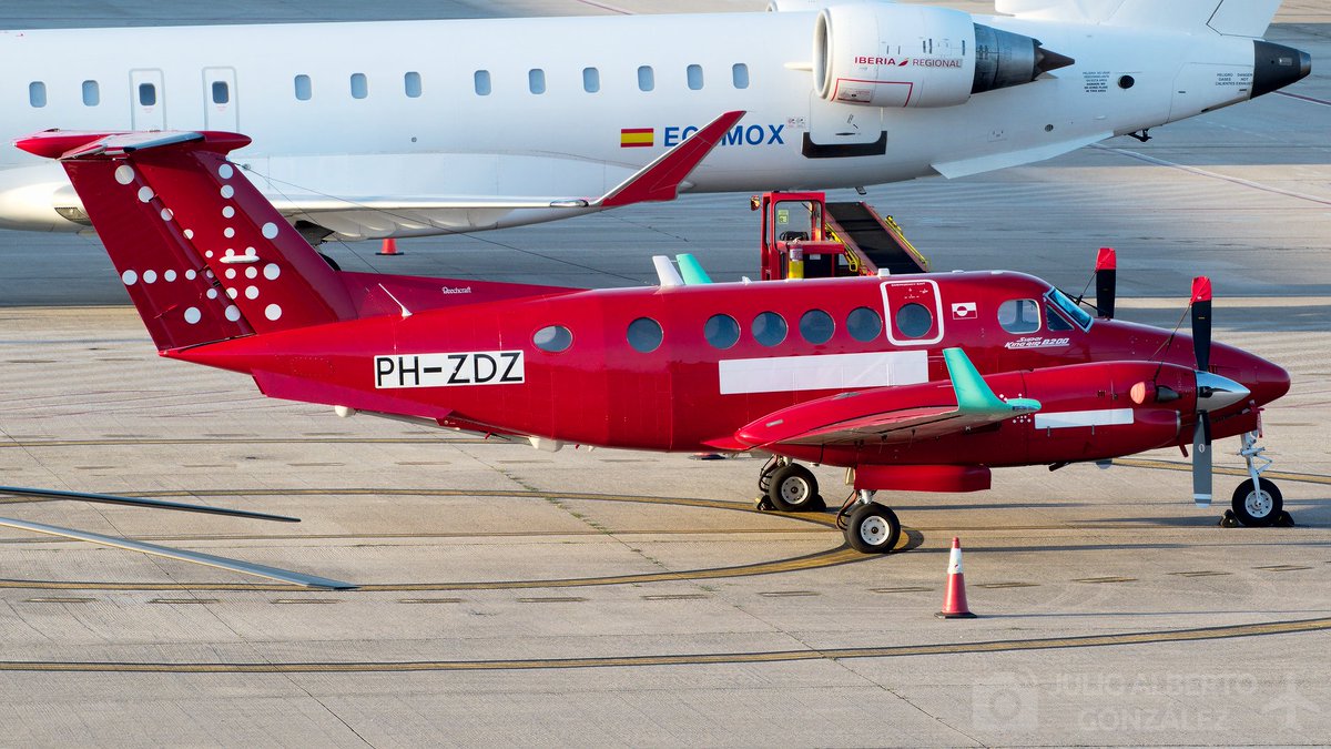 PH-ZDZ - Beech B200 Super King Air - Zeusch Aviation