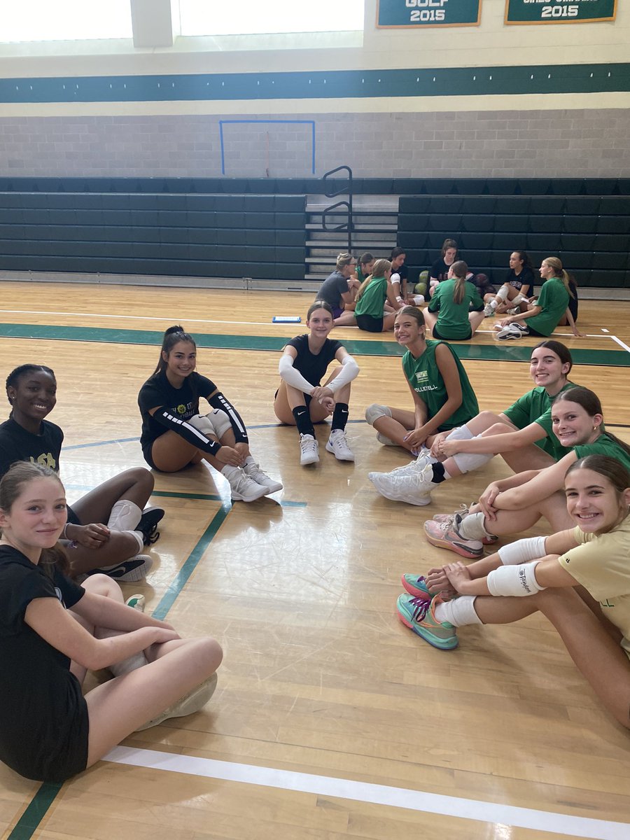 Bishop Feehan Girl’s Volleyball tweet media