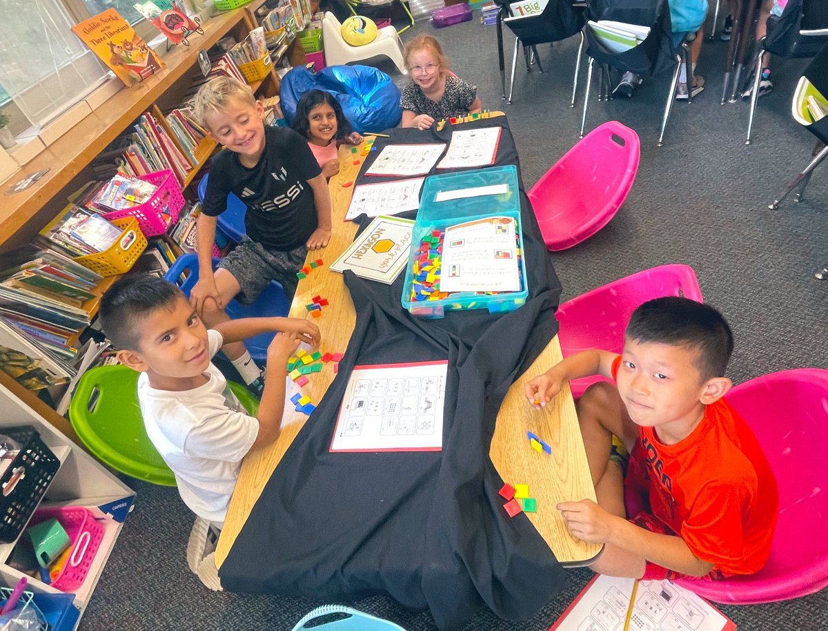 All smiles during math workplaces today as we explored various math tools 🧮 #d70gators #d70shinyapple