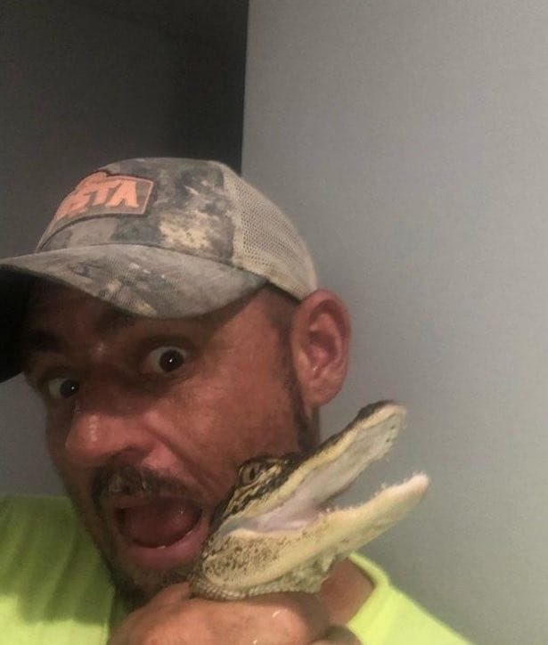 gabrimoonn's tweet image. LOOK AT LANA'S NEW BOYFRIEND!