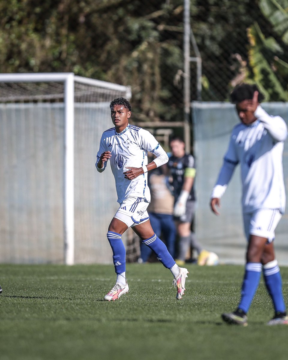 Obg Deus por mais 1 gol