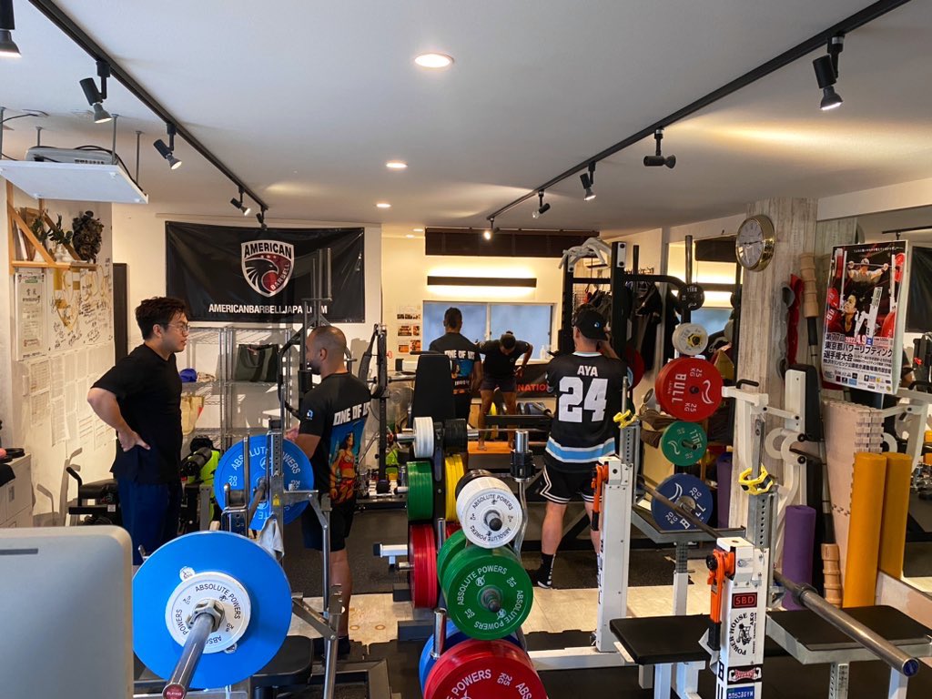 Master Mindでは

◾️合同トレーニング(交流会など)
◾️トレーニングキャンプ
◾️トレーニングセミナー
◾️写真/動画撮影
などでの貸切、貸出も行っております💡

ご希望の方はぜひご検討ください🙏🦈

mastermind85.com/shop-photo/