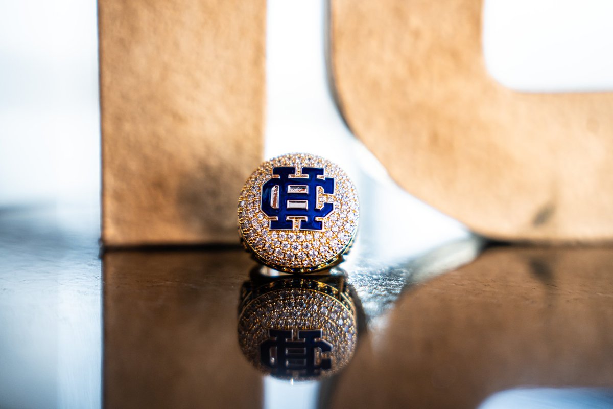 HolyCrossTiger's tweet image. Soccer Banquet ⚽️🏆
#WeAreHC