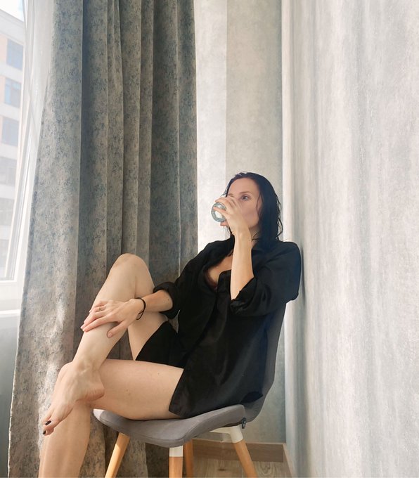 Come to me dear☺️☺️☺️ #porn #sex #milf #nsfw #nudes #amateur #homemade #whore #slut #nsfwtwt #hotwife<a href="/tag/porn"class="tags">#porn</a><a href="/tag/sex"class="tags">#sex</a><a href="/tag/milf"class="tags">#milf</a><a href="/tag/nsfw"class="tags">#nsfw</a><a href="/tag/nudes"class="tags">#nudes</a><a href="/tag/bdsm"class="tags"><span>#bdsm</span></a><a href="/tag/slap"class="tags"><span>#slap</span></a><a href="/tag/homemade"class="tags"><span>#homemade</span></a><a href="/tag/pornhub"class="tags"><span>#pornhub</span></a><a href="/tag/pornstar"class="tags"><span>#pornstar</span></a><a href="/tag/freaky"class="tags"><span>#freaky</span></a>