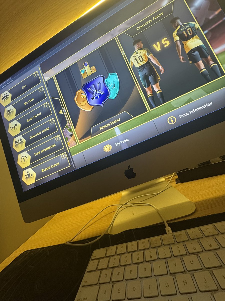 BIG DAY! we started today the tests of the Olefoot Web Version. Soon as possible we will announce the Season 1 #olefoot