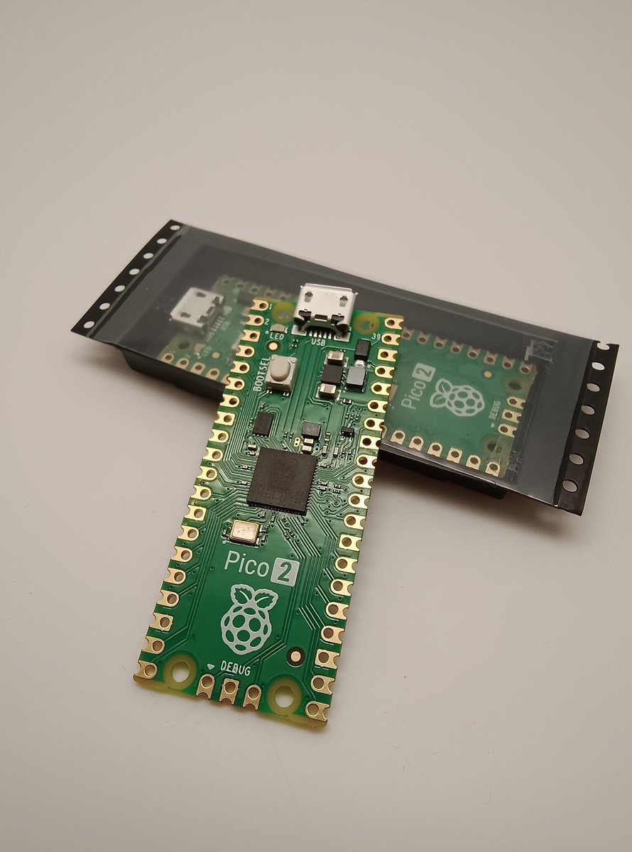 YDRIetV9hpyvu7d's tweet image. おはようございます !
「RaspberryPi co2」届きましたー!
ゴリゴリ触って行きます💪
#その前にnoteも書かないと
#ラズパイ
#raspberrypipico2
#電子工作