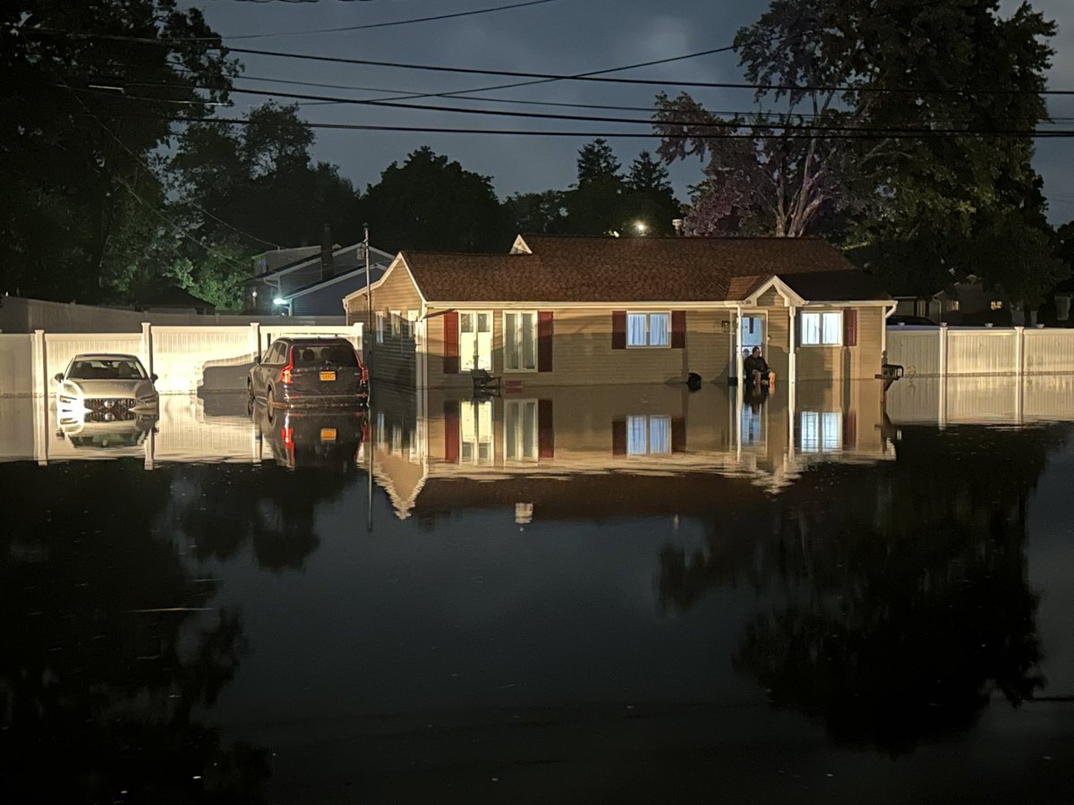#Team12Investigates has found some homeowners are being misled about their eligibility for flood insurance. Our critical story coming up now on <a href="/News12LI/">News12LI</a>