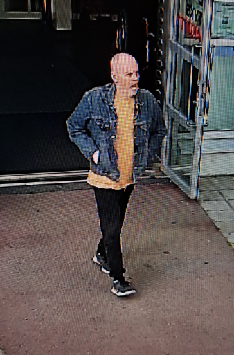 Poliisi etsii 74-vuotiasta miestä Turussa. dlvr.it/TCS3Dv