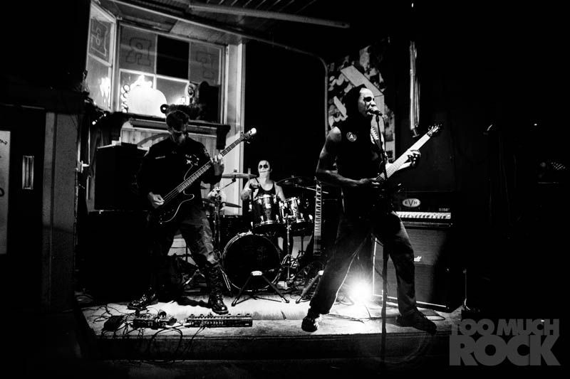 sidmuchrock's tweet image. #SpectralDecay #Aprilmist &amp;amp; #Nephilim made the case that we need to make black metal Wednesdays a thing. My photos, videos, &amp;amp; thoughts of the gig are on Too Much Rock at toomuchrock.com/shows/spectral….