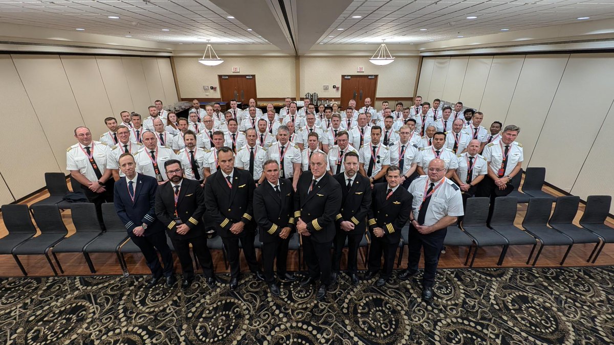 AirCanadaPilots's tweet image. With solidarity and determination, our pilots stand shoulder to shoulder, across the country, in unity to demand a contract Air Canada pilots deserve. #StrikeReady #aircanadapilots #alpapilots