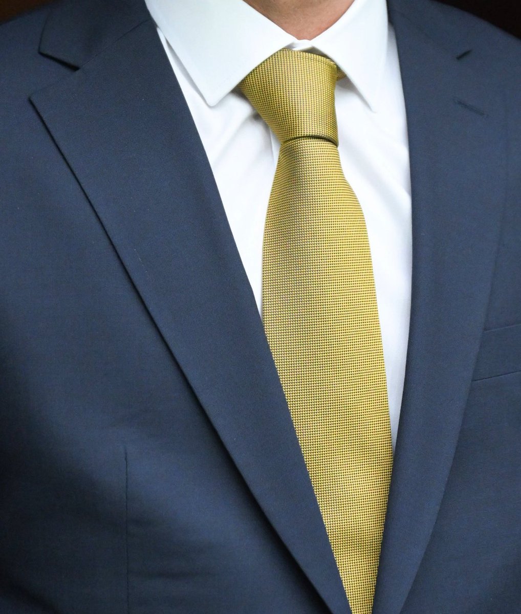 Samiyen’de batşuhayi ilk 11 oynatıp kazanmak için bi adam geliyor aklıma