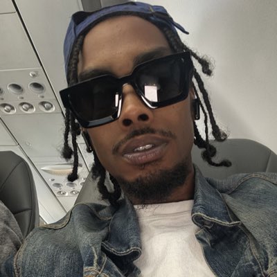 HanMeDownCEO's tweet photo. #NewProfilePic https://t.co/inyuawGtmL
