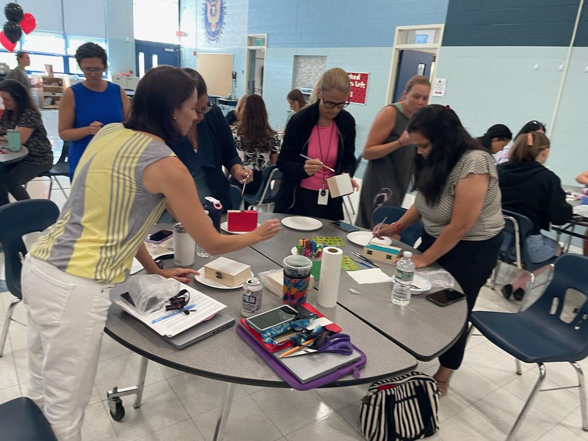 Ladybug leaders preparing for the loveliness of ladybugs who will arrive tomorrow! Thanks to Dr. C and Mrs. Harvey for helping us to create memory boxes; such a wonderful way to start the year! #LadybugLife