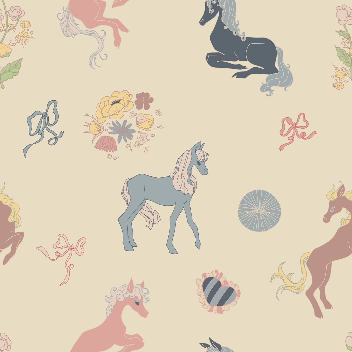 ponies incorporated into pretty patterns 🐴💟