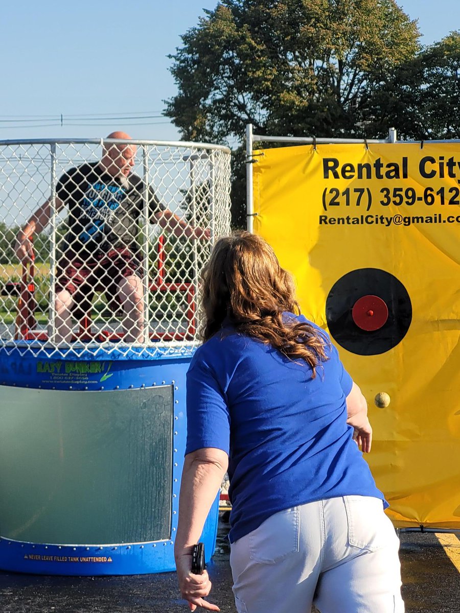 serviceexperts's tweet image. It&apos;s PIE-nally #EmployeeAppreciationWeek here at Service Experts, and our centers are celebrating accordingly! 😉 Stay tuned for more fun throughout the week!