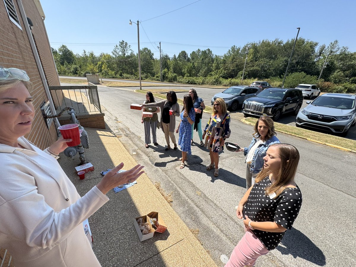 We are grateful for lunch from Curio!!We went out and enjoyed lunch fellowship!!Region 5 K-5 Math <a href="/AMSTIUAB/">AMSTI-UAB</a> <a href="/AMSTI4all/">AMSTI</a>