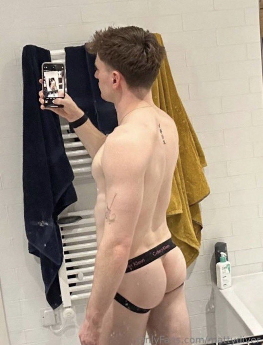 TezzaBelle88's tweet photo. National Peach Day did you say 🍑 👀
#MattyLee #NoahWilliams #JackLaugher #NationalPeachDay https://t.co/VVJGToTTPg