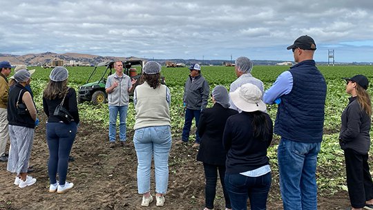Last week we were pleased to host a farm tour for an amazing group of Congressional staff where we got to show how LGMA advances food safety on the farm. <a href="/RepJimmyPanetta/">Rep. Jimmy Panetta</a>  <a href="/SenAlexPadilla/">Senator Alex Padilla</a> <a href="/RepZoeLofgren/">Rep. Zoe Lofgren</a>   <a href="/RoKhanna/">Ro Khanna</a> , <a href="/sydneykamlager/">Sydney Kamlager</a>  <a href="/Senlaphonza/">Senator Laphonza Butler</a>  <a href="/CASenCaballero/">Anna Caballero</a>