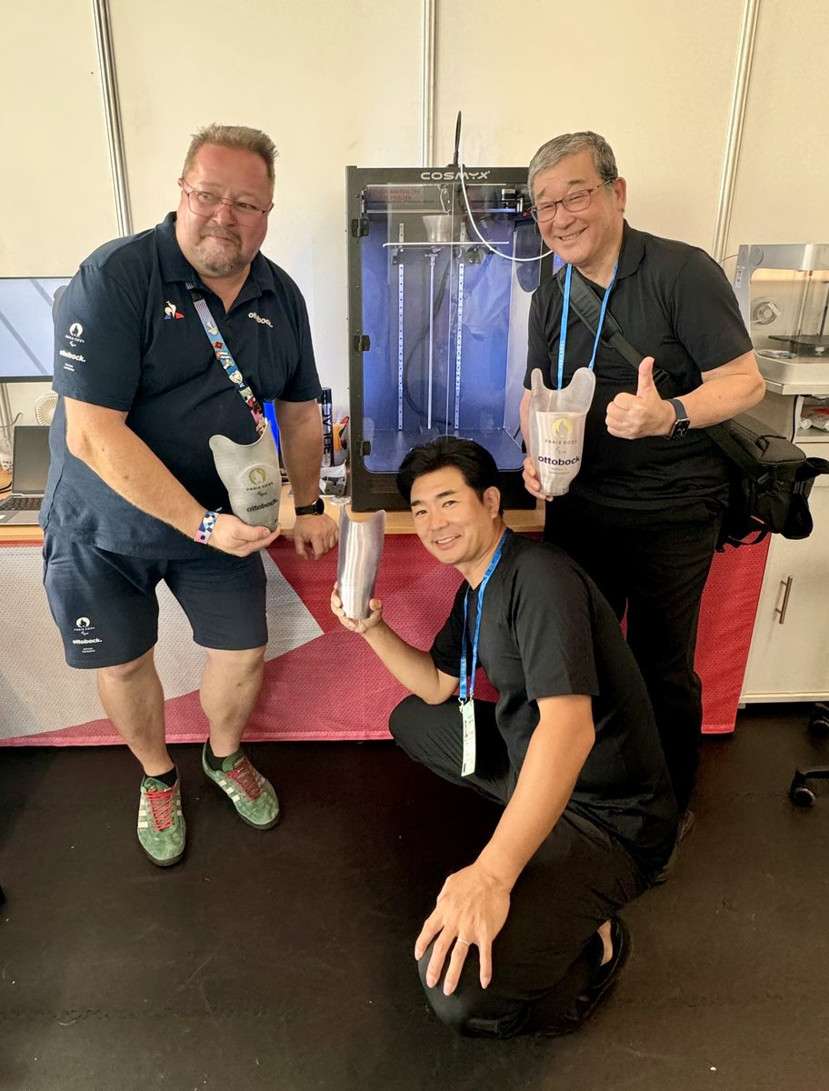 YasushiYamawaki's tweet photo. Huge thanks to #Ottobock and 164 technical service teams for their tremendous support of 4400 athletes at #Paris2024 in the Village and venues. So great to meet #GeorgiaNaeder #PeterFranzel #AndreMueller #HeinrichPopow #AndreaCremer during the Repair Service Center tour. https://t.co/d5eS3U7Udp