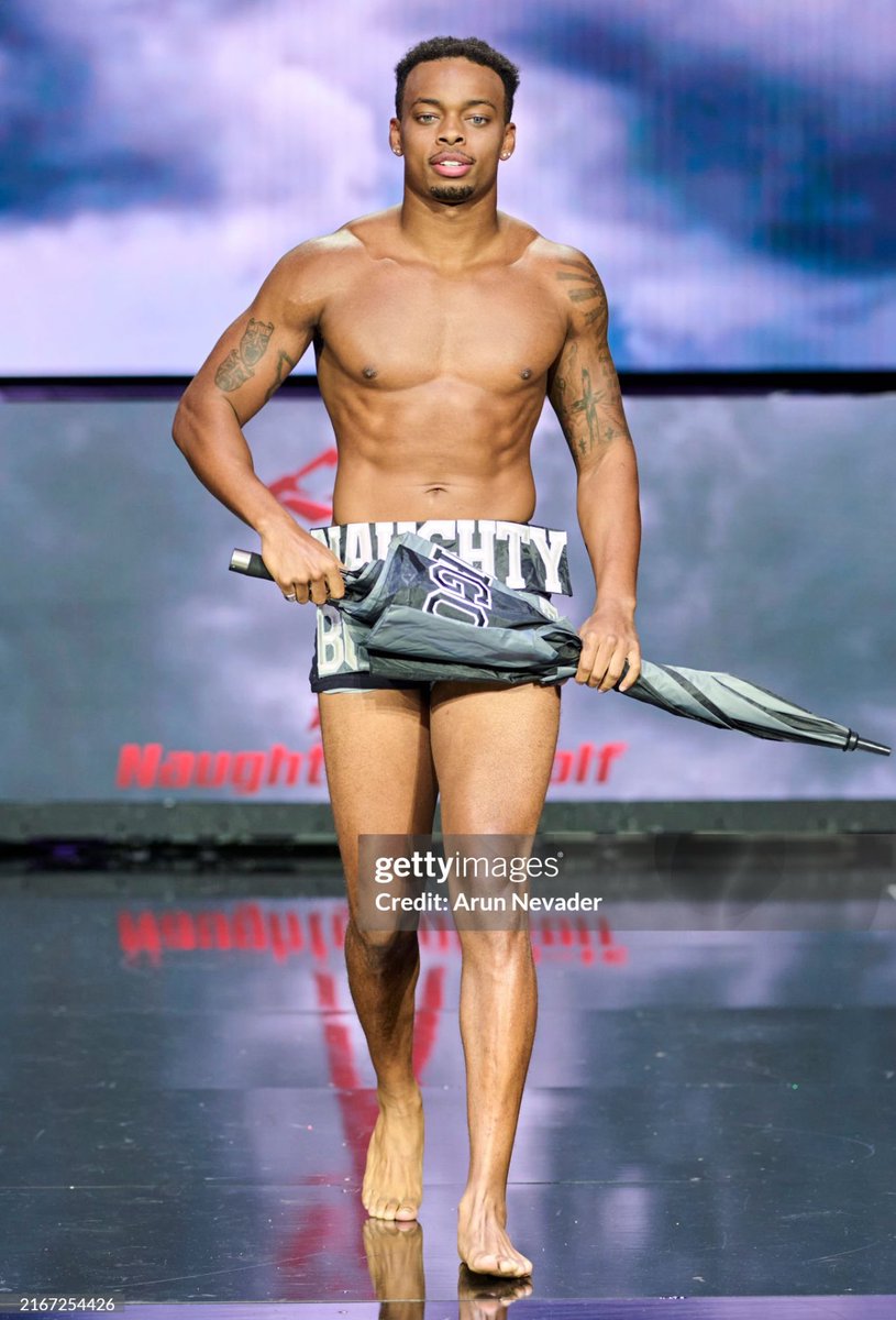 CelebFeetArc's tweet photo. Clint “Smitty” Smith #cfasmitty https://t.co/EVrJyU9wI6