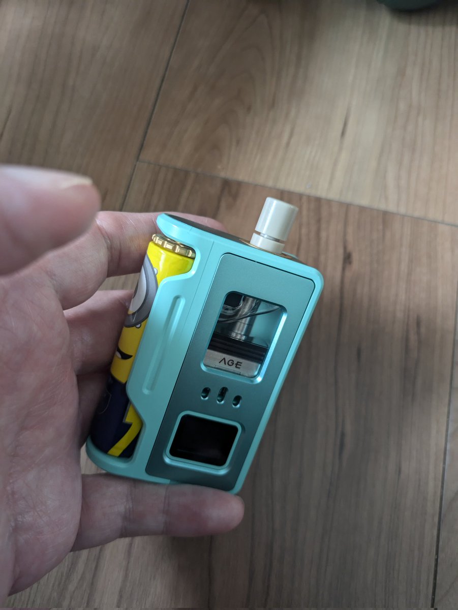 link_vape's tweet photo. おはようございます☁
台風の目がくっきりしてかなりのスライダーで列島縦断しそうですね
被害が出ない事を願いつつ
今日もご安全によろしくお願いします
(｀･ω･´)ゞ https://t.co/PIK2fZaCch