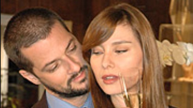 forumeplay's tweet image. Vidas Opostas acabava há 17 anos:

• Foi escrita por Marcílio Moraes com direção geral de Alexandre Avancini.
• Entrou no lugar de Cidadão Brasileiro e foi substituída por Caminhos do Coração.
• 1ª novela fora da Globo a vencer o Troféu Imprensa de melhor novela desde Éramos…