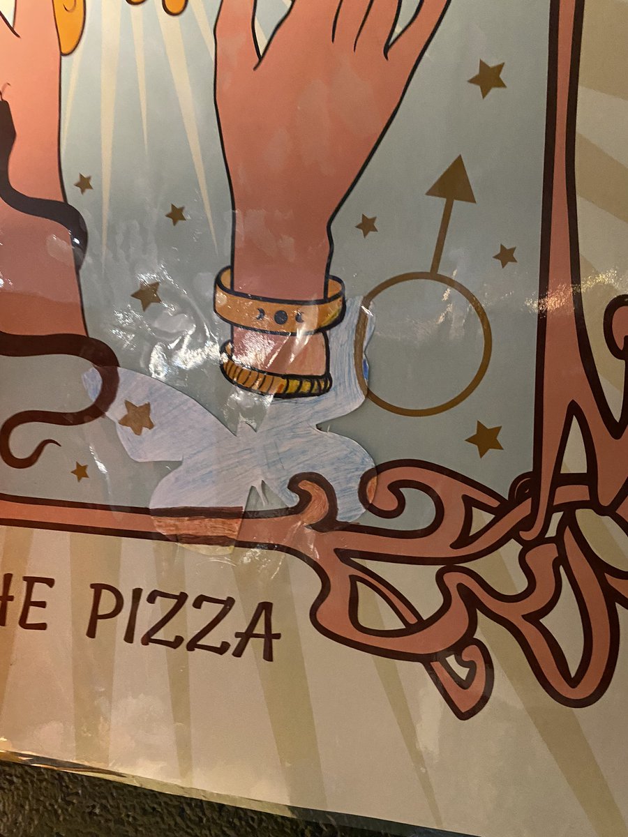 NNPSArts's tweet image. Can you find the camouflage butterfly?
@MenchvilleHS art students can 🦋😉

#OneNNPS #NNPSArts