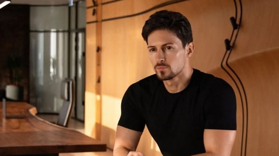 🇫🇷 Pavel Durov said that he was lured to France by President Macron 

It turns out that the French president invited Durov to dine together. Pavel told about this during interrogation by the police, the French newspaper Le Canard Chainé claims.