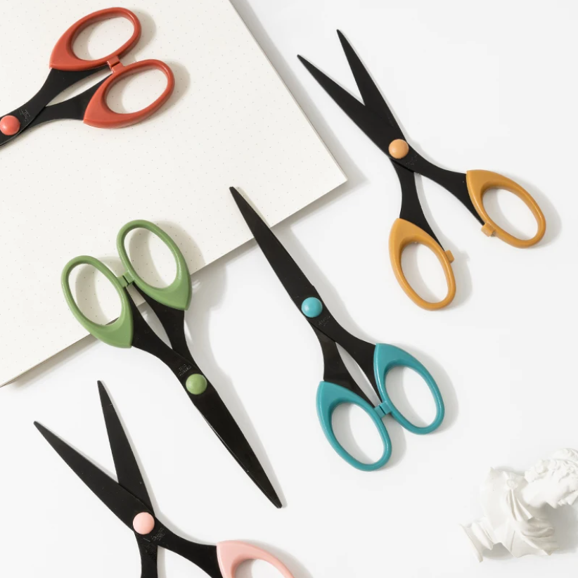 ✂️ Cut with precision and style! Stainless steel scissors are a must-have for every desk and craft room. They're durable, sharp, and perfect for all your cutting needs. 📝✂️ stationaryheaven.net/product/stainl… #CraftingEssentials #OfficeSupplies #StationeryHeaven