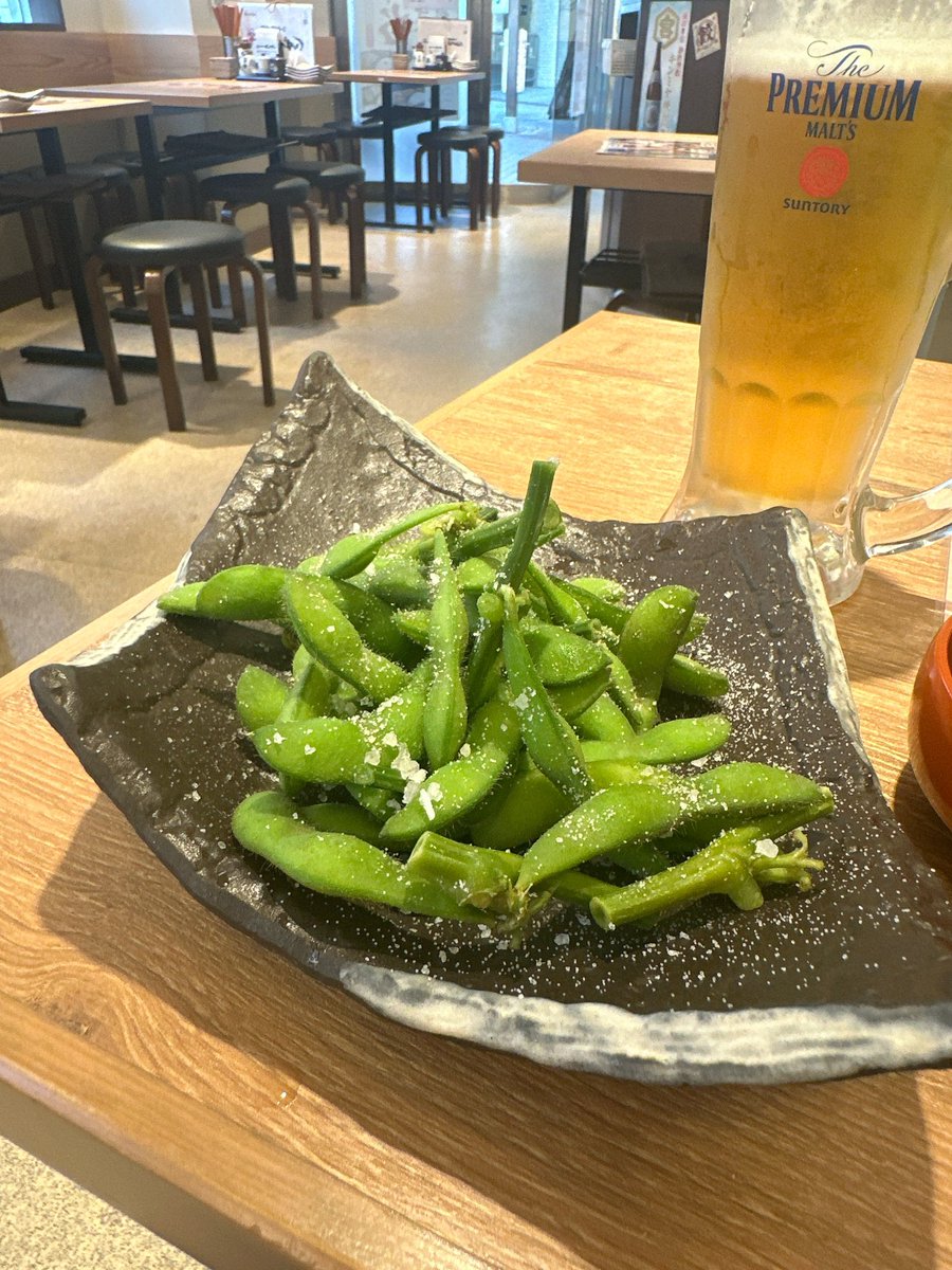 昨日初めて行ったお店！！
餃子が、、、小籠包並みの肉汁🤤
餃子がメインなのに写ってないという笑笑
#酒893のあのんびより