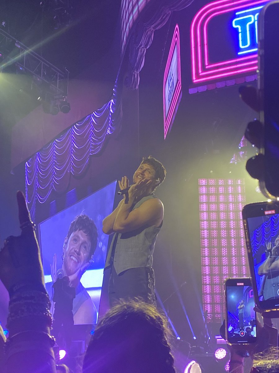 chxntm's tweet image. Love u sm forever xx