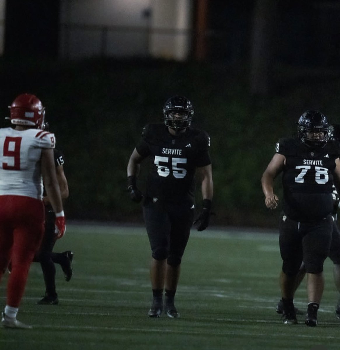 ElishaMueller_'s tweet photo. Freshman season starting on varsity @ServiteFootball https://t.co/eJ33LV23QI