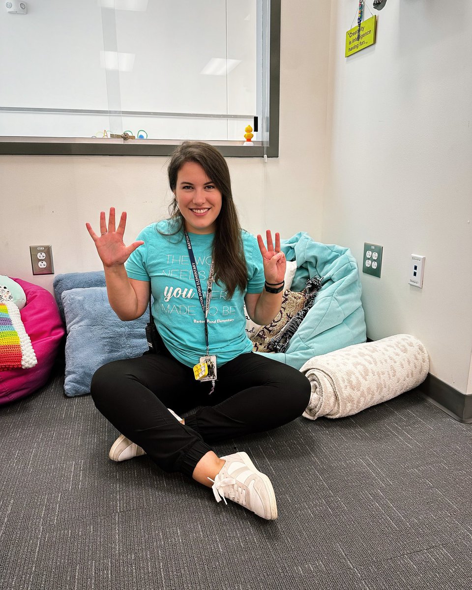 Hannah Macomson tweet media