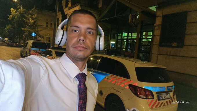 let's call police &amp;  later visit, 🥰, would  like?  write me letter &amp; lets follow me, 🥰 (lacking a woman(lass)