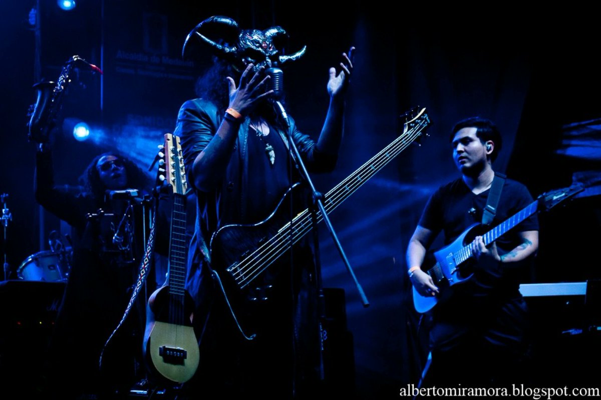 Alberto Mira Mora tweet media