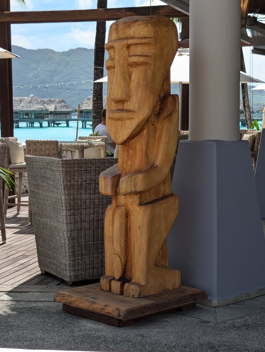 Got to love the respect and casualness that the Polynesian have for human sexual organs. (L: bathroom sign, R: Tiki statue outside restaurant)