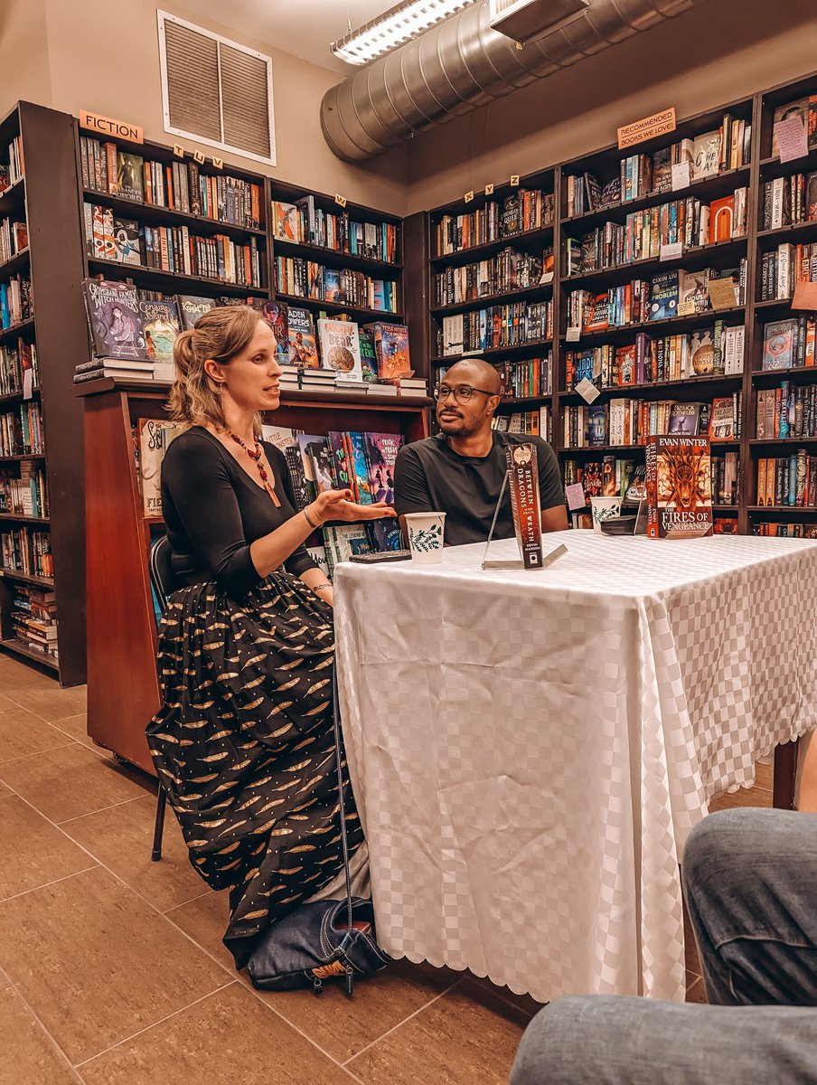 Julia Caro 🐙(age-of-sail sci-fi)⚓ tweet media