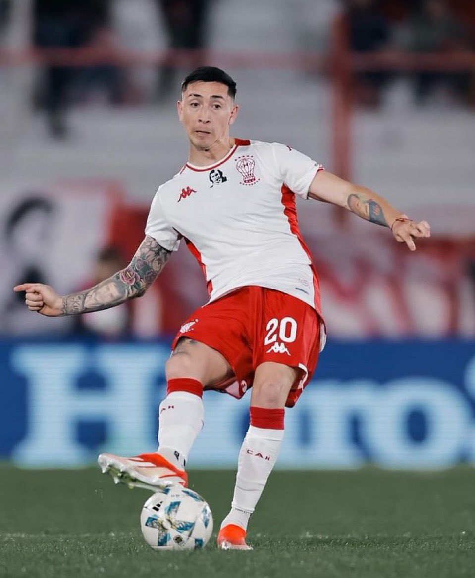 Rodrigo Echeverría aparece como opción para reforzar a River Plate.