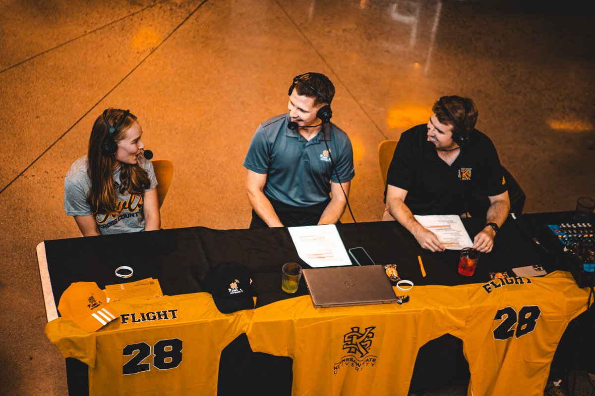 We had a great time this afternoon with <a href="/kennesawstate/">Kennesaw State</a> students at <a href="/eatKSU/">KSU Dining</a>!

We returned to The Commons for Owl Nation Live, presented by <a href="/BrandsMartUSA/">BrandsMart USA</a> on the <a href="/KSUOwlNetwork/">KSU Owl Network</a>.

ICYMI: bit.ly/3Xwj3WV

#SeeUs | #HootyHoo🦉