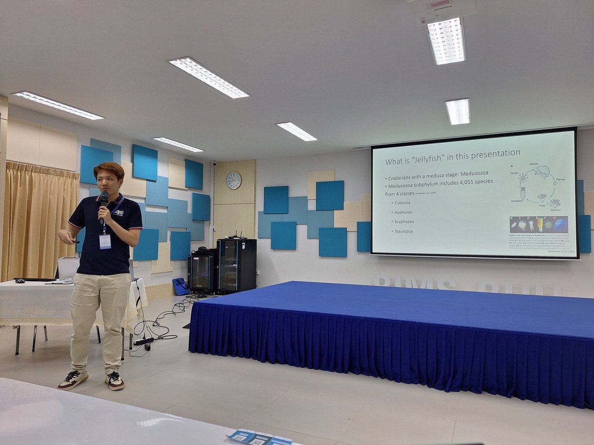 Kylie Pitt (@griffithjellies) on Twitter photo Great introduction from Dr Phuping Sucharitakul to #jellyfish #taxonomy at the BIMS International Jellyfish Taxonomy Workshop 🇹🇭. The most satisfying thing about being a supervisor is watching your former students become your teacher! #GriffithSeaJellies <a href="/Griffith_SciEnv/">Griffith Science & Environment</a> Great introduction from Dr Phuping Sucharitakul to #jellyfish #taxonomy at the BIMS International Jellyfish Taxonomy Workshop 🇹🇭. The most satisfying thing about being a supervisor is watching your former students become your teacher! #GriffithSeaJellies <a href="/Griffith_SciEnv/">Griffith Science & Environment</a>