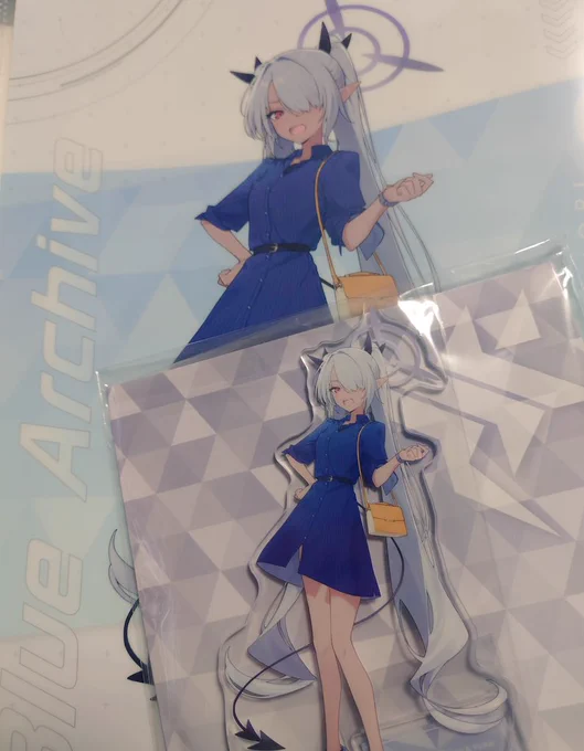 ブルアカローソンコラボ、今日からだと思っていたら昨日からで焦った 