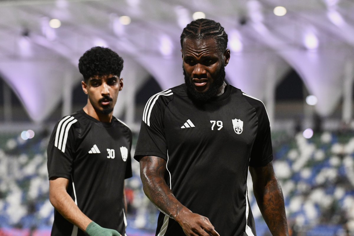 bobadr99's tweet photo. عودة جديدة وموسم جديد مع دوري روشن للمحترفين #الفتح #الاهلي من تصويري https://t.co/AlR3ErB0St