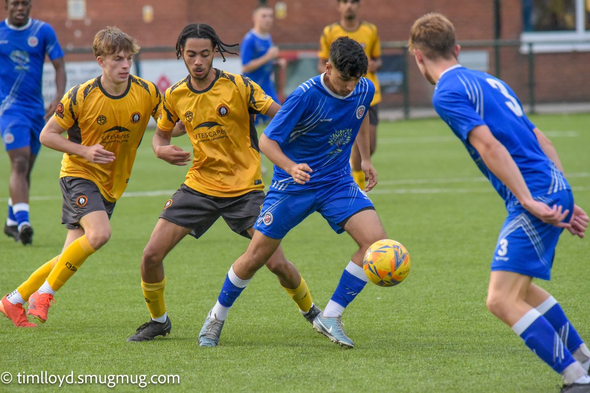 g6ued's tweet photo. Match pictures from Sutton Coldfield Town FC U18 2 v 3 Rushall Olympic FC U18 in the Midland Floodlit League. 

➡️ https://t.co/Cw0at7y08D

@jfcoaching2021 @SCTFC @ROFCOfficial @NonLeagueCrowd https://t.co/NCSwgAqFEz