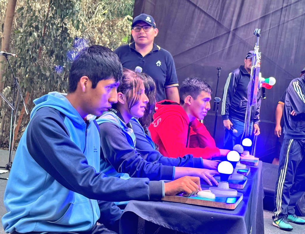 🔰La etapa final del concurso bíblico se llevó a cabo con gran entusiasmo, nuestros participantes demostraron su conocimiento de la Palabra de Dios y nos inspiraron con su fe y dedicación. ¡Que la Biblia siga siendo nuestra guía y luz! 🙏 #ColeCamp2024 #Contracorriente