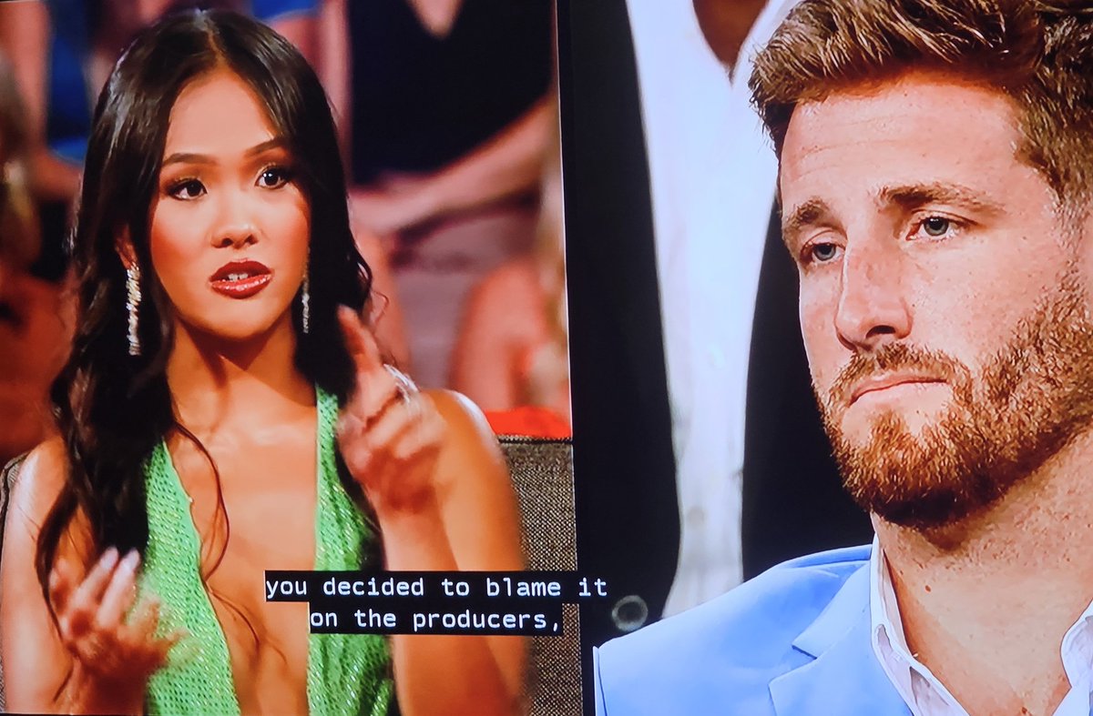 Jenn destroying Sam is definitely my favorite thing of the night #TheBachelorette #menTellAll