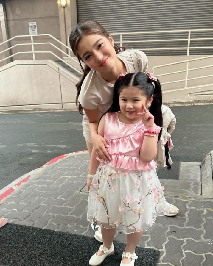 SeoulDonBelle's tweet photo. Hello Belle, cute nio pareho🖤❤️

#DonBelle
#BelleMariano
#DonnyPangilinan https://t.co/Cno0p1EA0e
