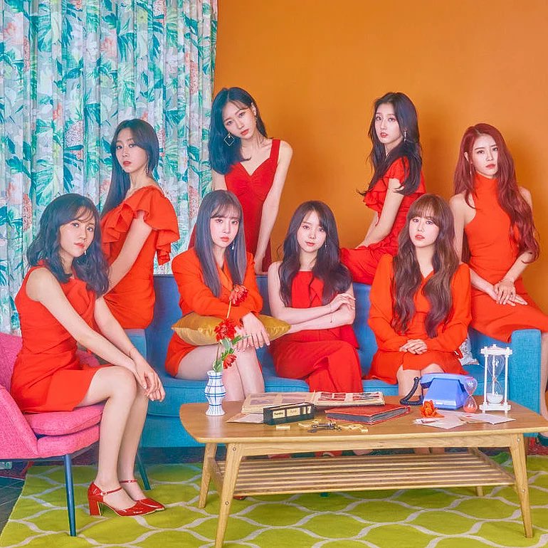 LOVELYZ will reportedly make their comeback in November to celebrate the group’s 10th anniversary.

m.entertain.naver.com/article/437/00…