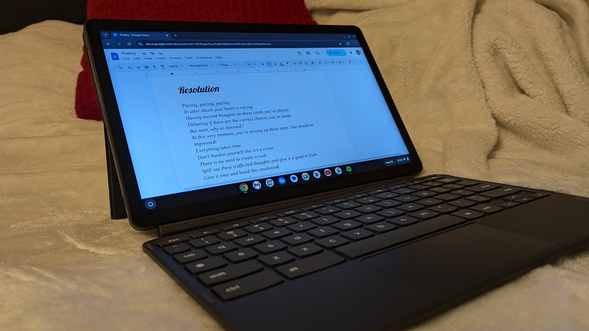 nigglewodd's tweet photo. Recently obtained the Lenovo Duet 3 laptop/Laptop. I'm still learning about this awesome Chromebook, but I've been enjoying writing poems!! 
#Lenovo #PoetryIsLife #poem #poetry #poet #fyp https://t.co/17UBihXytv