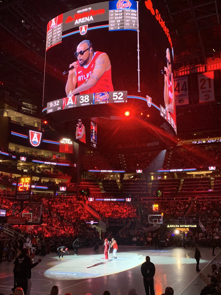 Couldn’t believe how many people showed up for a Goodie Mob concert last night at State Farm Arena!?! Oh, and Caitlin Clark played a little b-ball before and after the performance as well… Addie and I were lucky to be in attendance together for the magical event!