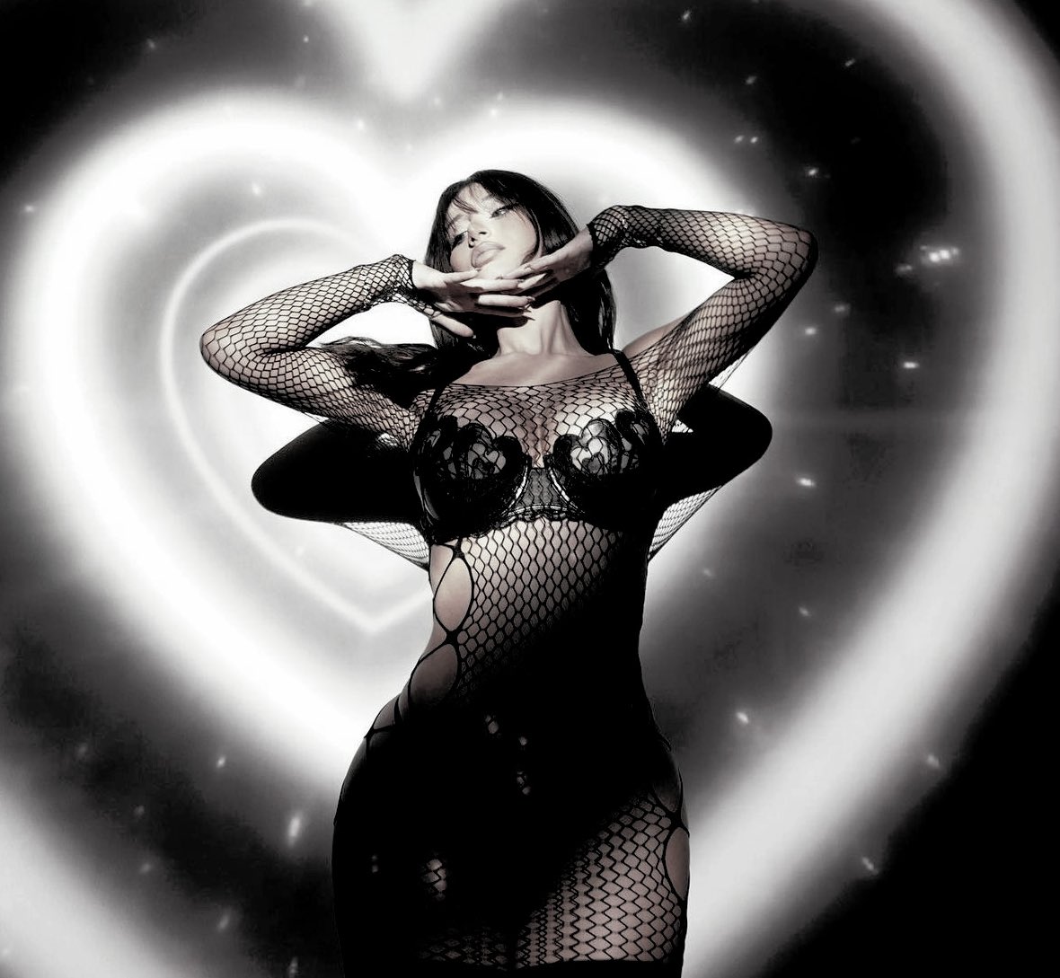 bratmami's tweet photo. ᅠ

ᅠ
ᅠᅠᅠᅠᅠᅠ 𝐋𝐔𝐍𝐀 𝐆𝐈𝐀𝐍𝐎𝐋𝐋𝐈．
ᅠᅠᅠᅠ always    be    a     𝕷𝖎𝖑𝖎𝖙𝖍,
ᅠᅠᅠᅠ never   𝓔𝓿𝓮.      ̸   bsxl   vulgar．
ᅠᅠᅠᅠ 𝟏𝟗𝟗𝟗  (...)  your    𝐦𝐚𝐟𝐢𝐚    babe.

ᅠᅠᅠ https://t.co/eaKt7WfD3c